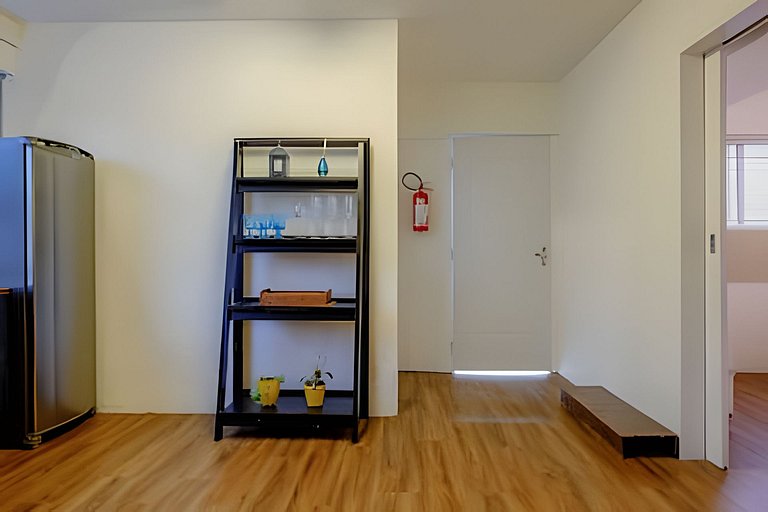 Apartamento recém reformado e bem decorado