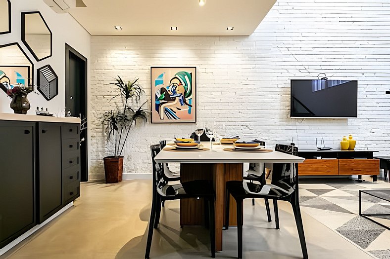 Loft moderno e espaçoso no centro de Floripa -UN30